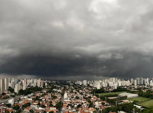 São Paulo tem alerta para rajadas de ventos e fortes chuvas