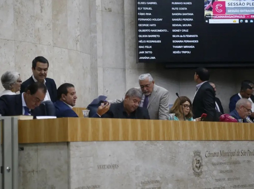 Câmara de São Paulo aprova privatização da Sabesp